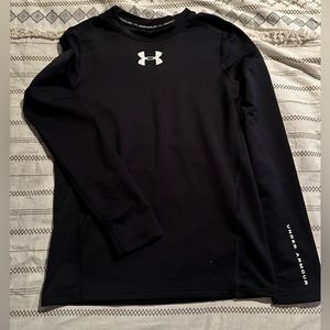 Under Armour dri fit long sleeve shirt